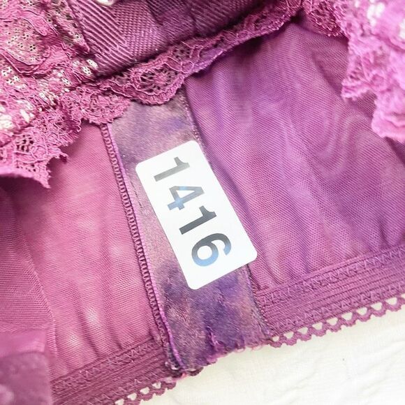 BUY 1 GET 1 FREE Victoria’s Secret Corset bra padded demi lace up balconette 34d - Picture 7 of 8